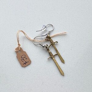 GOLD SWORD/DAGGER DANGLE EARRINGS